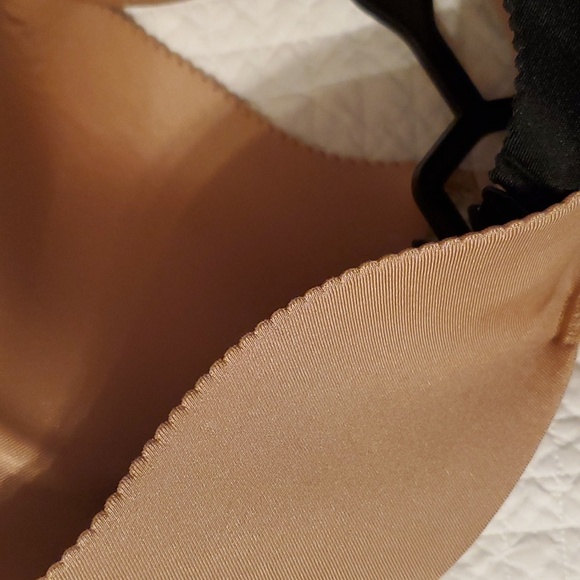 Sophie b. 2 push - up bras - Picture 3 of 7